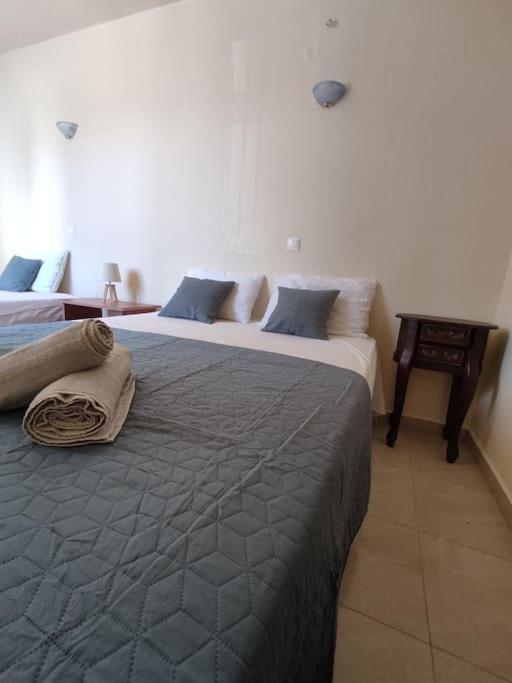 Montnoir Appartement Mavrovoúnion Eksteriør billede