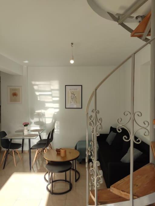 Montnoir Appartement Mavrovoúnion Eksteriør billede